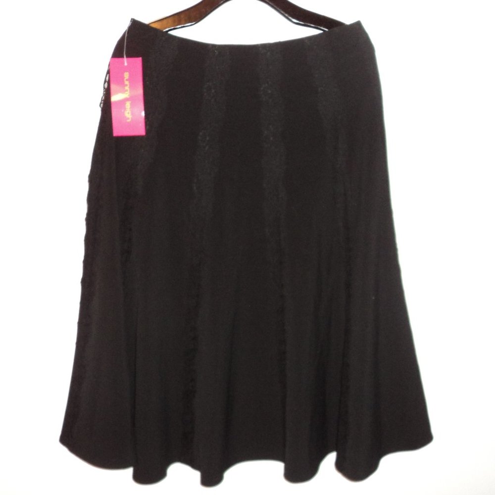 NWT Sunny Leigh Women's Size 10 Black Skirt Ankle Length A Line Lace Unlined - Picture 2 of 8